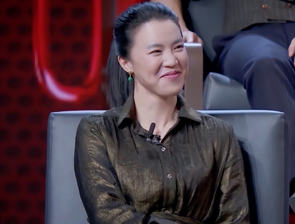 预告中刘真真的出现，无疑是雷大力被裹挟着卷入“鸡娃”困局的催化剂